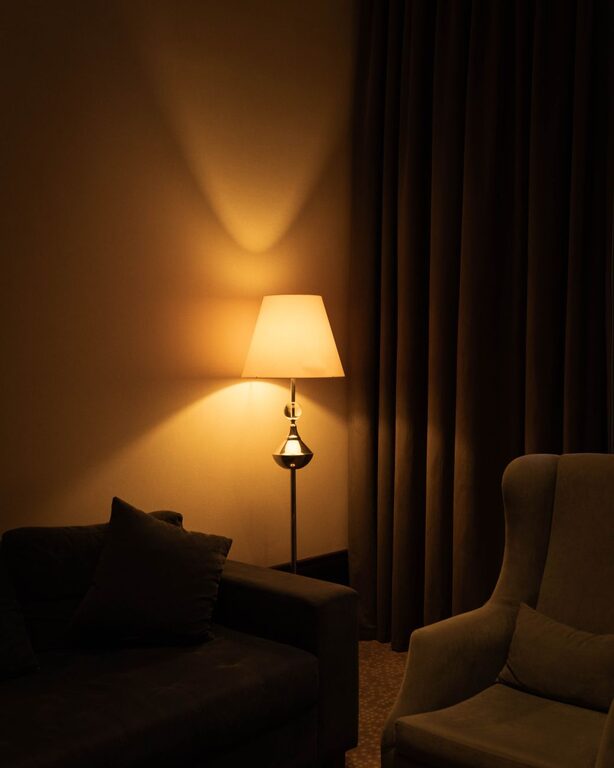 How to Choose Comfortable Lighting for Every Room